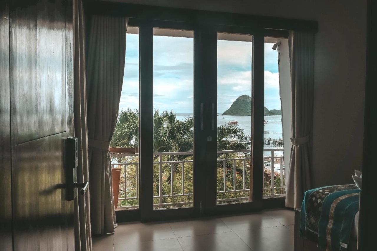 Escape Bajo Hotel Labuan Bajo Exterior photo