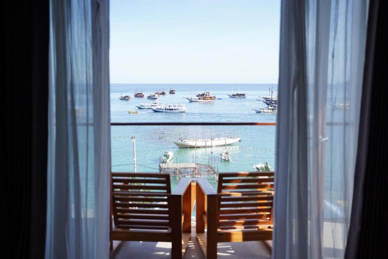 Escape Bajo Hotel Labuan Bajo Exterior photo